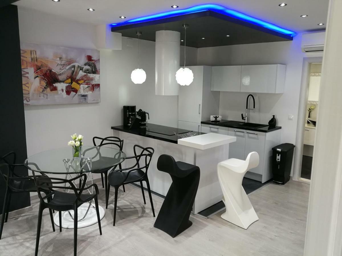 Palladium II City Center Apartments Макарска Екстериор снимка